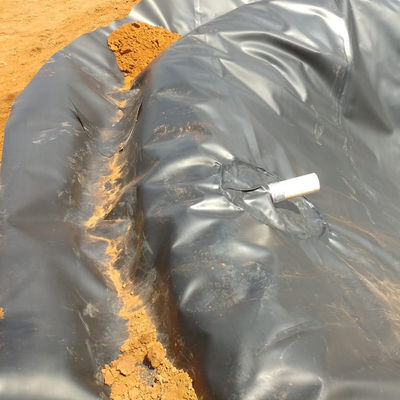 現代のデザインスタイル HDPE ゴミ捨て地膜ラインナー 0.5mm 厚さ 防水