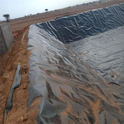 工業デザインスタイル 地膜 下 1.5mm HDPE 地膜のためのスムーズダムライナー