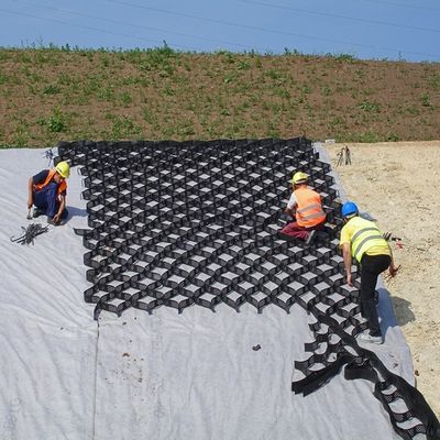 ウェルディング距離 330mm-1000mm 現代のデザインスタイル販売のためのジオセル草地舗装機