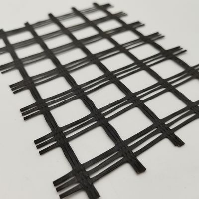 道路床固化用地質繊維 1m-6m 幅80-80 PET バイアキシアルポリエステル 地質グリッド