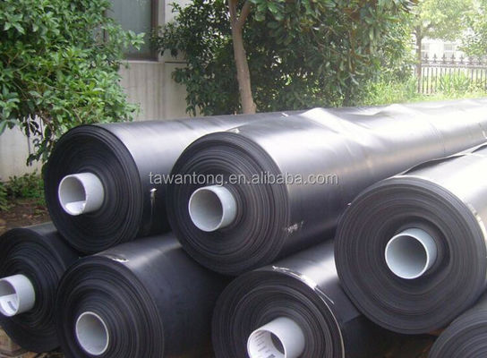 タイアン・ワントン 2m-8m 幅 HDPE LDPE LLDPE EPDM EVA 1平方メートルあたり 1.5mm 厚さの地膜