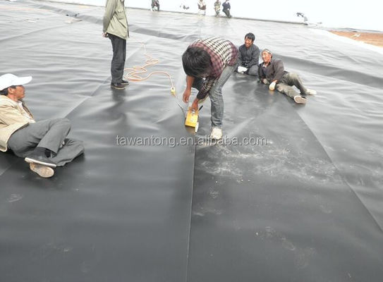 魚箱用ジオメムラン 2mm 黒 防水 HDPE プラスチック 敷地内設置
