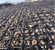 黒地質繊維 織物のない二軸プラスチック地質グリッド 縫合された防裂地質グリッド