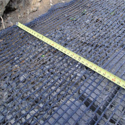 道路床固化と現場訓練のためのPETジオグリッド